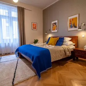 Be A Budapester Budapest
