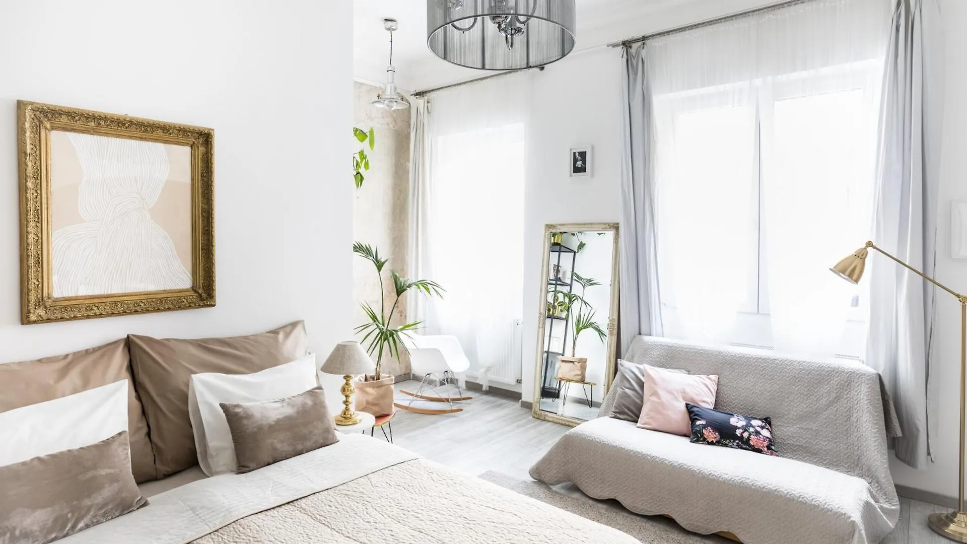 בודפשט Stylish Apartment In The Heart Of The Center With Air Conditioner